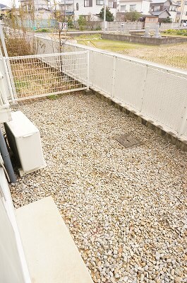 物件内観写真11　(庭)