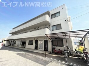NK第9マンション外観写真