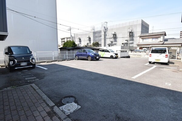 駐車場(駐車場)