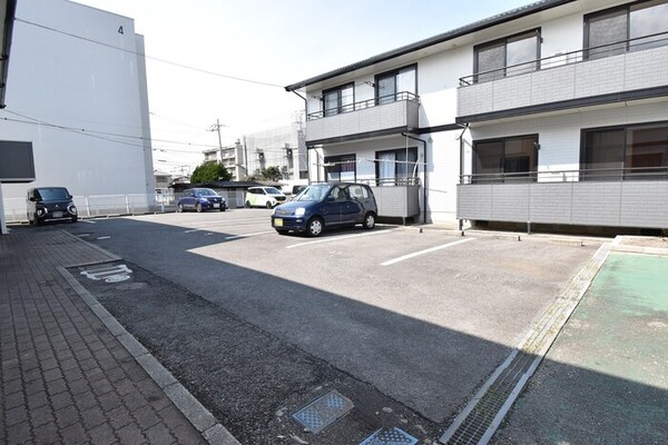 駐車場(駐車場)