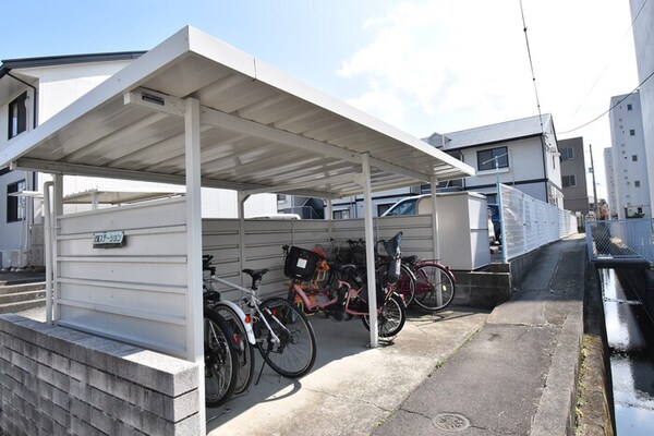 建物設備(駐輪場)