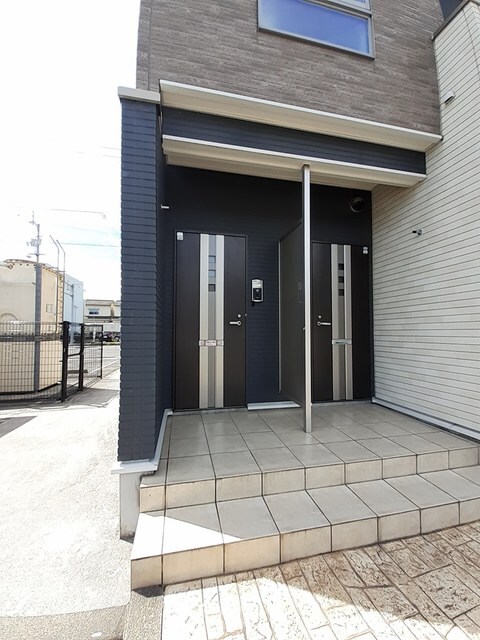 物件外観写真2　(その他共有部分)