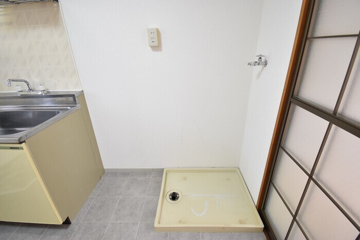 物件内観写真14　(室内洗濯機置場)