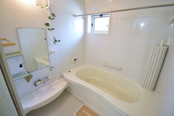 物件内観写真6　(浴室)
