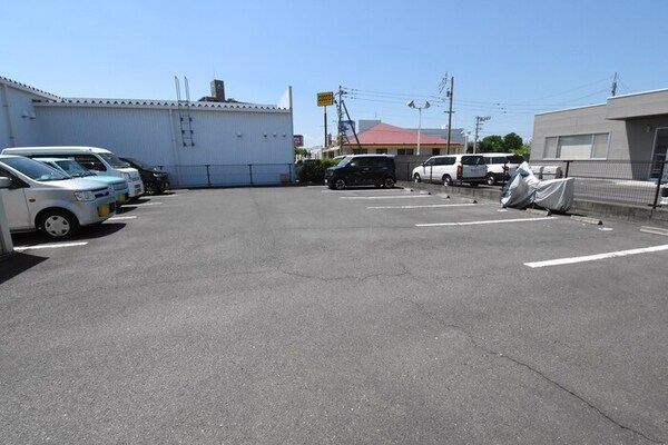 駐車場(駐車場)