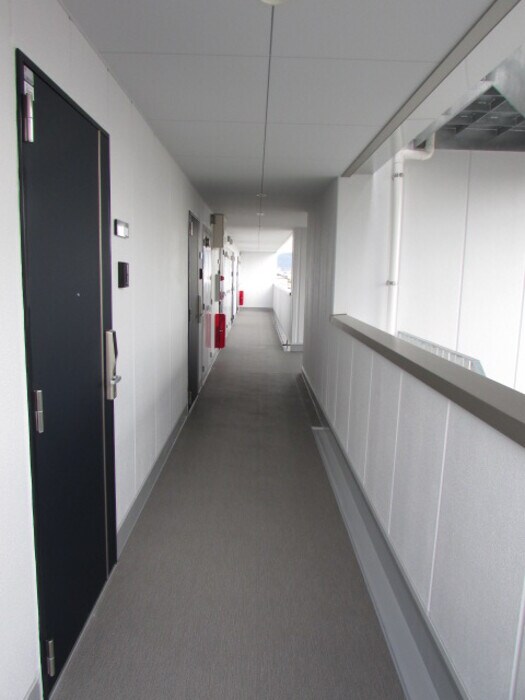 物件外観写真3　(ロビー)