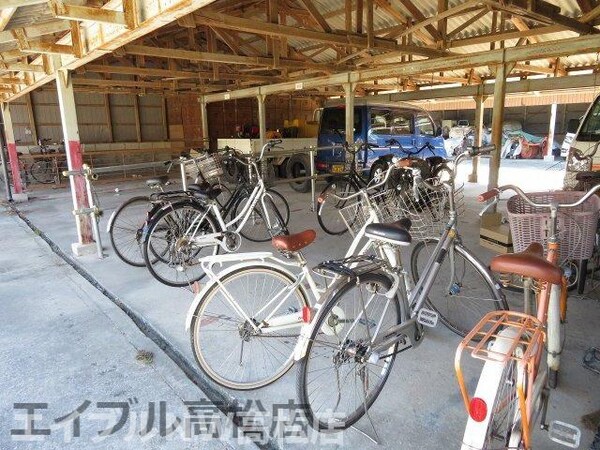 駐車場(駐輪場)