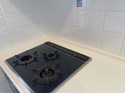 物件内観写真12　(その他設備：ガスコンロ（原状回復工事後2025/9）)