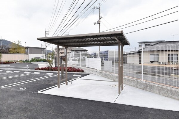 建物設備(駐輪場)