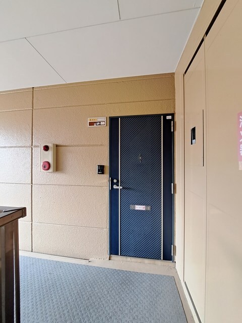 物件外観写真2　(その他共有部分)