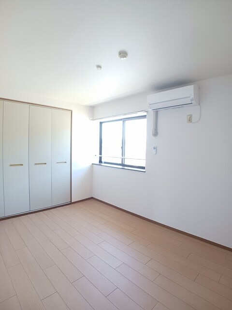 物件内観写真8　(その他部屋・スペース)