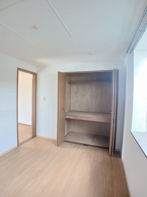 物件内観写真10　(収納)