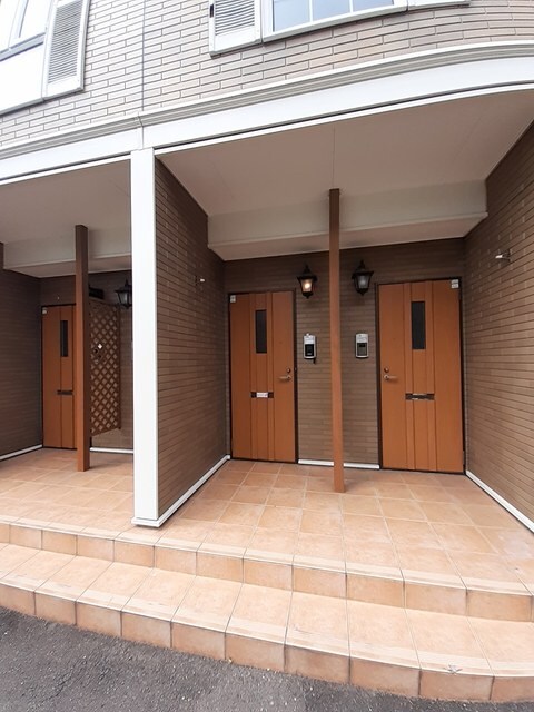 物件外観写真2　(その他共有部分)