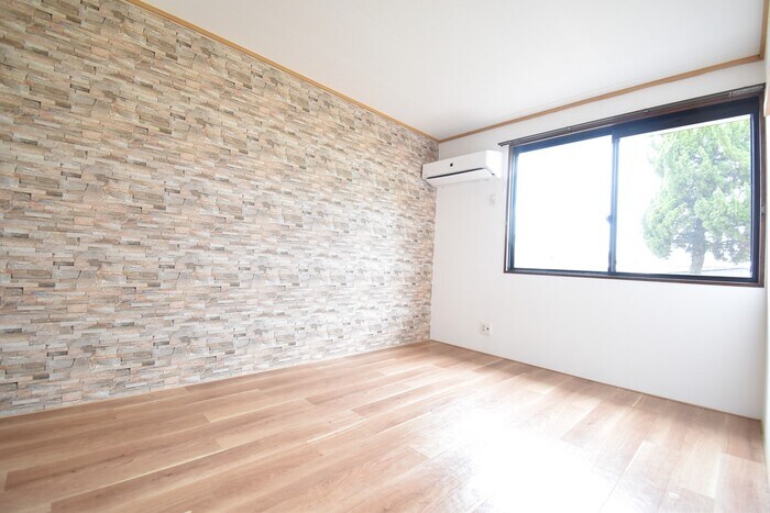 物件内観写真10　(洋室６帖)