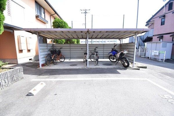 建物設備(駐輪場)
