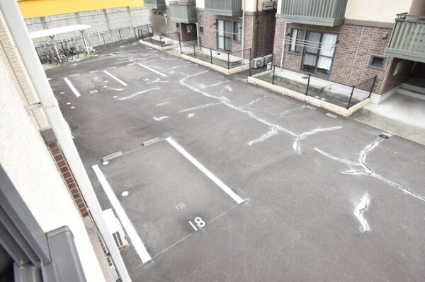 駐車場(駐車場)