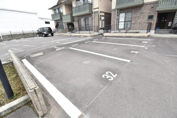 駐車場(駐車場)