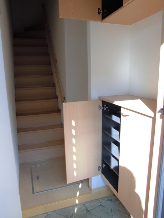 物件内観写真14　(シューズボックス付)