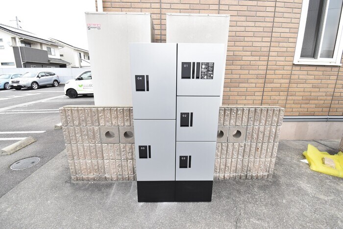 物件内観写真18　(宅配ボックス)