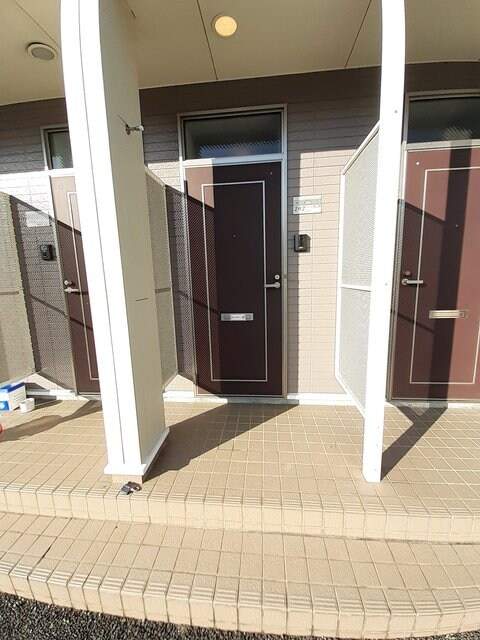 物件外観写真2　(その他共有部分)