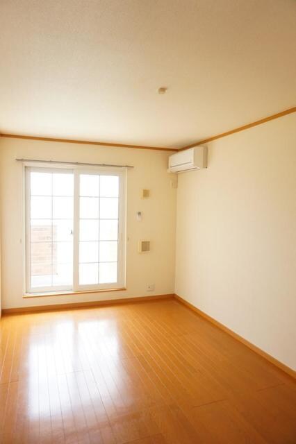 物件内観写真14　(居室・リビング)