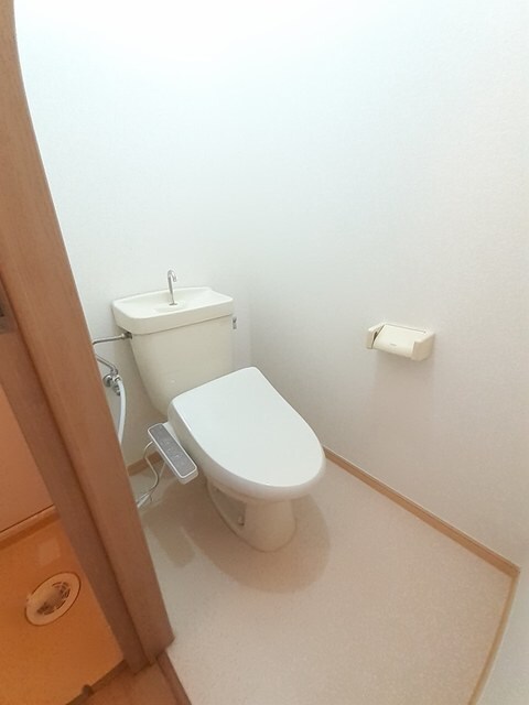 物件内観写真7　(トイレ)