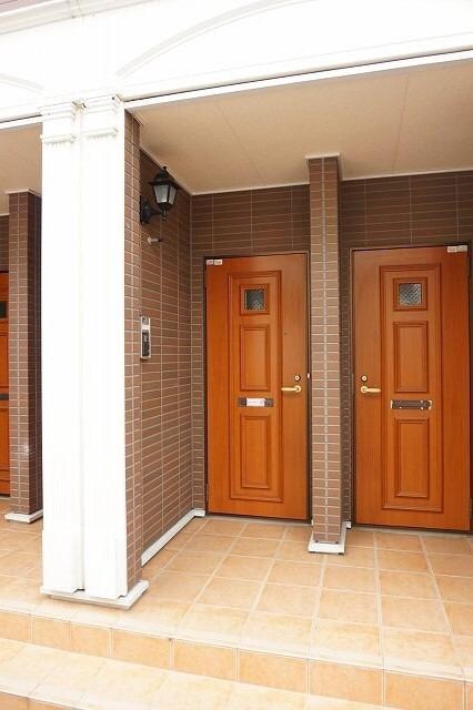 物件外観写真2　(その他共有部分)