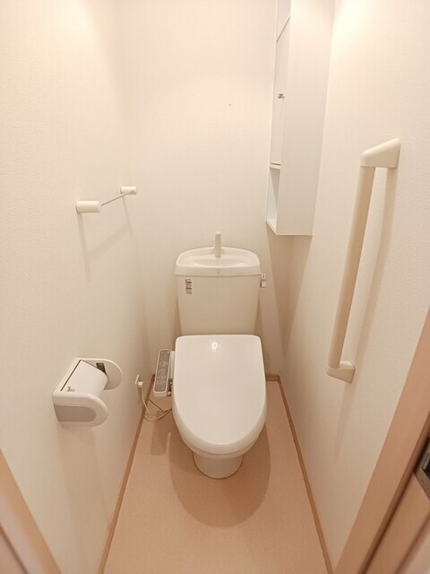 物件内観写真7　(トイレ)