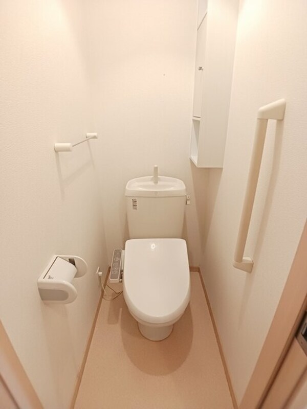 トイレ(トイレ)