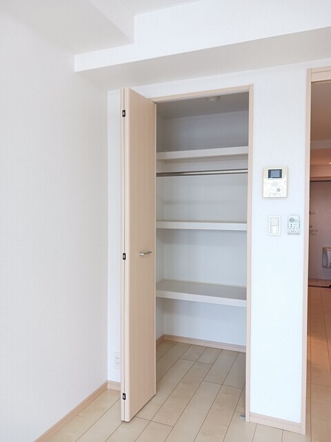物件内観写真9　(収納)