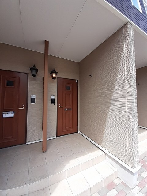 物件外観写真2　(その他共有部分)