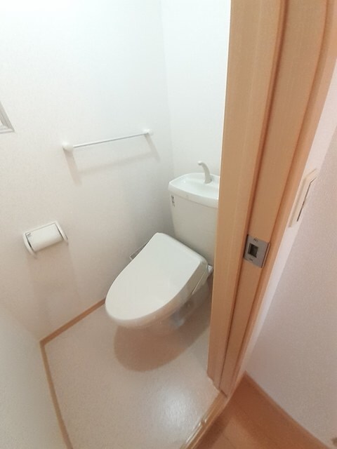 物件内観写真7　(トイレ)