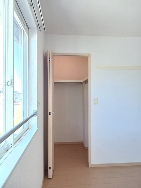 物件内観写真9　(収納)