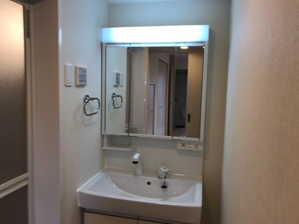 独立洗面台(洗髪洗面化粧台(イメージ))