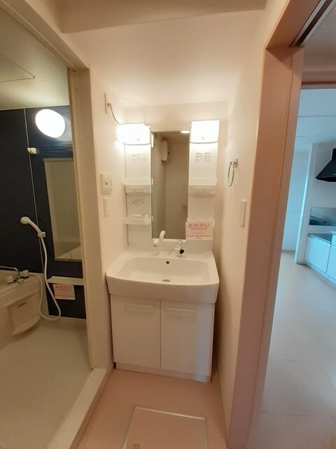 物件内観写真6　(洗面所)