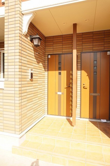 物件外観写真2　(その他共有部分)