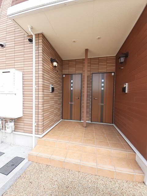 物件外観写真2　(その他共有部分)