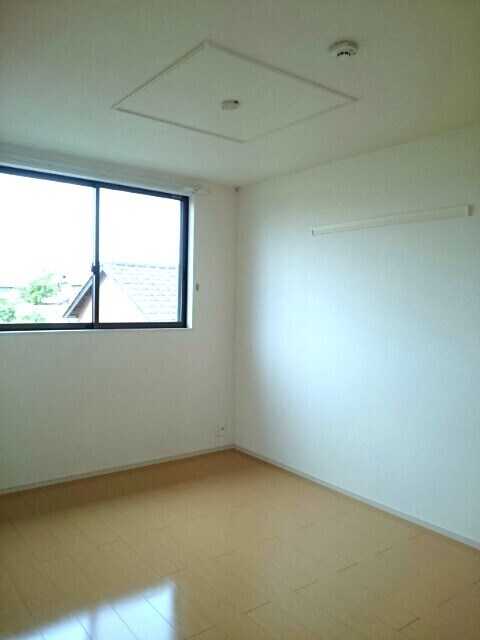 物件内観写真9　(その他部屋・スペース)