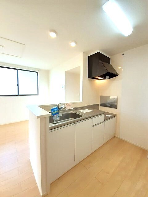 物件内観写真4　(キッチン)