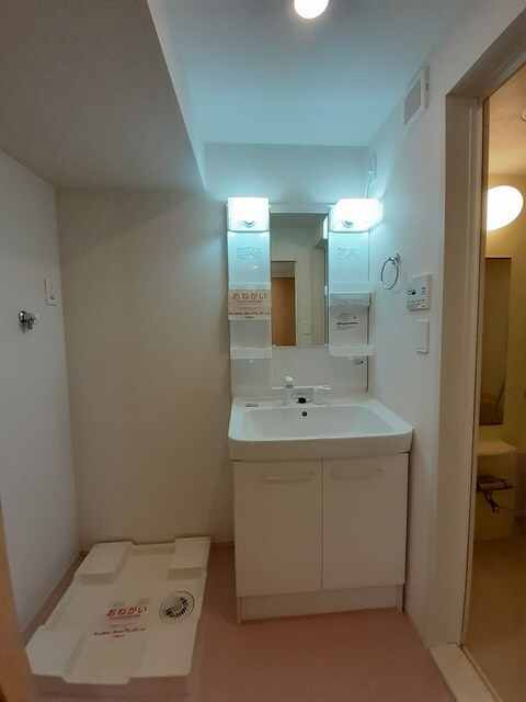 物件内観写真7　(洗面所)