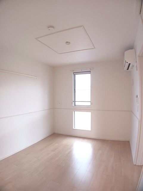 物件内観写真9　(その他部屋・スペース)