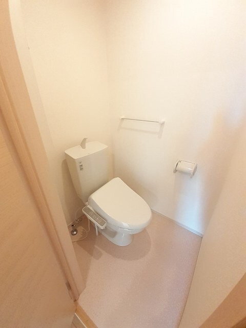 物件内観写真7　(トイレ)