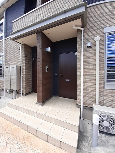 物件外観写真2　(その他共有部分)