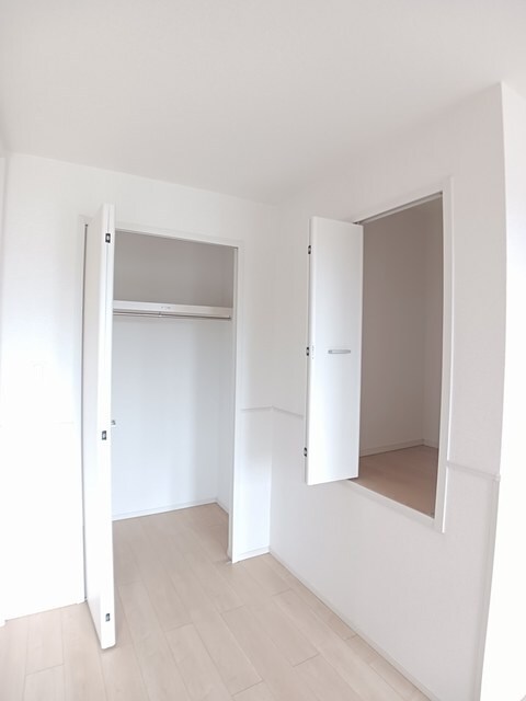 物件内観写真10　(収納)