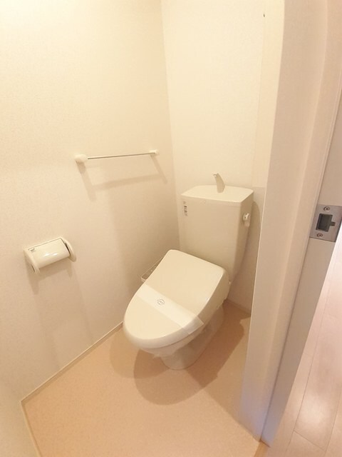 物件内観写真7　(トイレ)