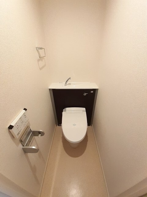 物件内観写真7　(トイレ)