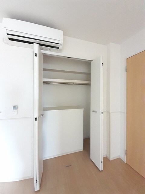 物件内観写真10　(収納)