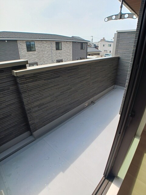 物件内観写真11　(バルコニー)
