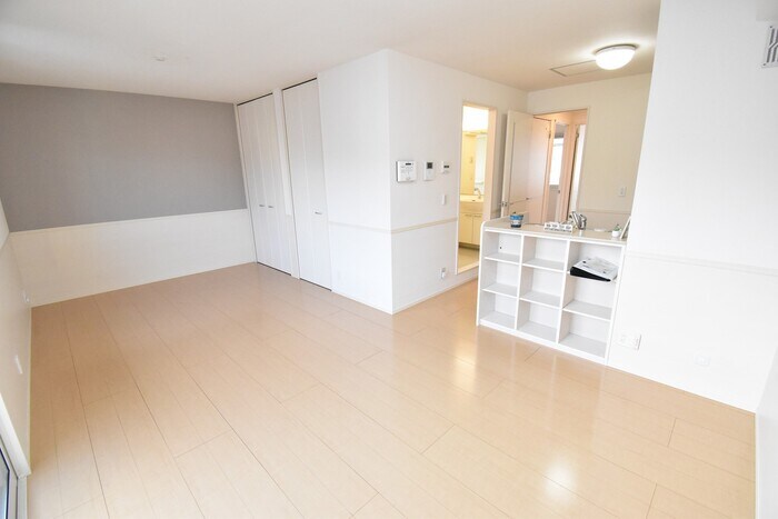 物件内観写真4　(ＬＤＫ１４．４帖)