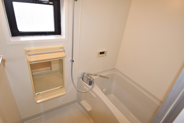 物件内観写真5　(浴室)